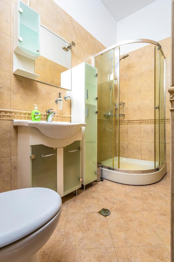 פלובדיב 1Bd Apartment With A Cute Balcony In Kapana By Flat Mаnager מראה חיצוני תמונה